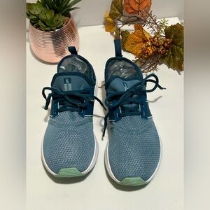 New Balance Teal and White Running Shoes